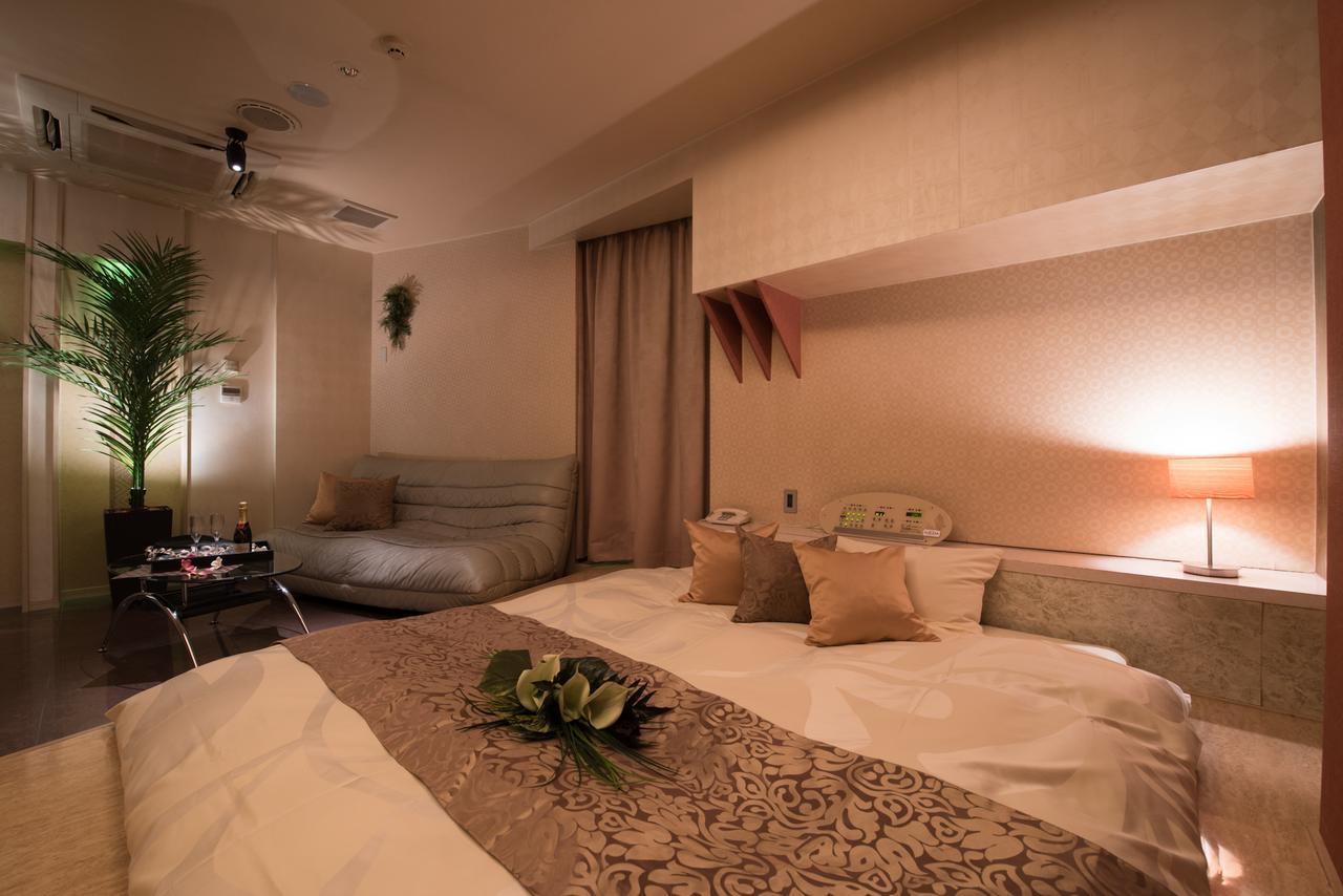 Sulata Obihiro (Adults Only) Hotel ภายนอก รูปภาพ